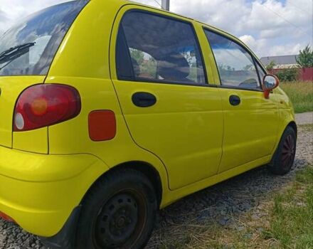 Жовтий Деу Матіз, об'ємом двигуна 0.8 л та пробігом 107 тис. км за 3200 $, фото 6 на Automoto.ua