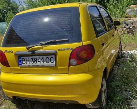 Желтый Дэу Матиз, объемом двигателя 0.8 л и пробегом 115 тыс. км за 2400 $, фото 4 на Automoto.ua