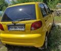 Желтый Дэу Матиз, объемом двигателя 0.8 л и пробегом 115 тыс. км за 2400 $, фото 4 на Automoto.ua