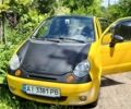 Желтый Дэу Матиз, объемом двигателя 0.8 л и пробегом 231 тыс. км за 1800 $, фото 1 на Automoto.ua