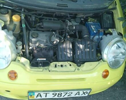 Желтый Дэу Матиз, объемом двигателя 0.8 л и пробегом 150 тыс. км за 2400 $, фото 4 на Automoto.ua