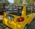 Жовтий Деу Матіз, об'ємом двигуна 0.8 л та пробігом 300 тис. км за 1800 $, фото 1 на Automoto.ua