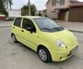 Желтый Дэу Матиз, объемом двигателя 0.8 л и пробегом 107 тыс. км за 3000 $, фото 2 на Automoto.ua