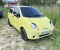 Жовтий Деу Матіз, об'ємом двигуна 0.8 л та пробігом 130 тис. км за 2005 $, фото 1 на Automoto.ua