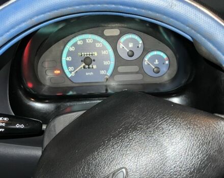 Желтый Дэу Матиз, объемом двигателя 0.8 л и пробегом 150 тыс. км за 1500 $, фото 7 на Automoto.ua