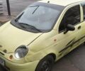 Желтый Дэу Матиз, объемом двигателя 0.8 л и пробегом 136 тыс. км за 1900 $, фото 2 на Automoto.ua
