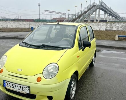 Желтый Дэу Матиз, объемом двигателя 0.8 л и пробегом 66 тыс. км за 2400 $, фото 2 на Automoto.ua