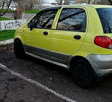 Желтый Дэу Матиз, объемом двигателя 1 л и пробегом 129 тыс. км за 2500 $, фото 7 на Automoto.ua