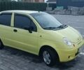 Желтый Дэу Матиз, объемом двигателя 0.8 л и пробегом 82 тыс. км за 3200 $, фото 1 на Automoto.ua