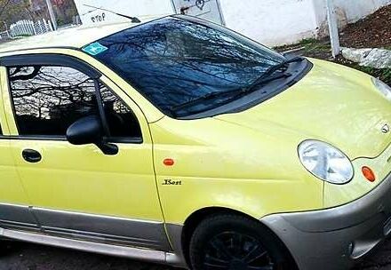 Желтый Дэу Матиз, объемом двигателя 1 л и пробегом 129 тыс. км за 2500 $, фото 2 на Automoto.ua