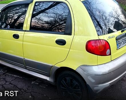 Желтый Дэу Матиз, объемом двигателя 1 л и пробегом 129 тыс. км за 2500 $, фото 1 на Automoto.ua