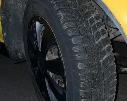 Желтый Дэу Матиз, объемом двигателя 0.8 л и пробегом 150 тыс. км за 1500 $, фото 2 на Automoto.ua