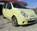 Жовтий Деу Матіз, об'ємом двигуна 0.8 л та пробігом 76 тис. км за 1000 $, фото 1 на Automoto.ua
