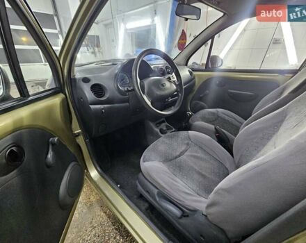 Желтый Дэу Матиз, объемом двигателя 0.8 л и пробегом 127 тыс. км за 1700 $, фото 6 на Automoto.ua