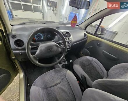 Желтый Дэу Матиз, объемом двигателя 0.8 л и пробегом 127 тыс. км за 1700 $, фото 7 на Automoto.ua