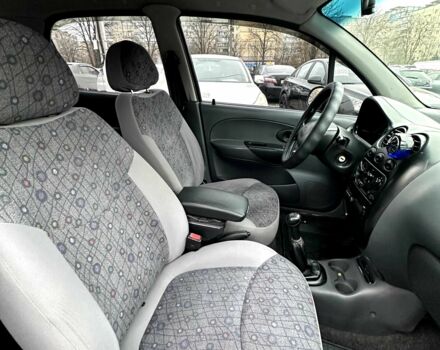 Желтый Дэу Матиз, объемом двигателя 0.9 л и пробегом 114 тыс. км за 2850 $, фото 2 на Automoto.ua