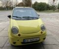 Желтый Дэу Матиз, объемом двигателя 0.8 л и пробегом 112 тыс. км за 1800 $, фото 1 на Automoto.ua