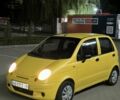 Желтый Дэу Матиз, объемом двигателя 0.8 л и пробегом 228 тыс. км за 1350 $, фото 2 на Automoto.ua