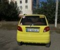 Желтый Дэу Матиз, объемом двигателя 0.8 л и пробегом 93 тыс. км за 1700 $, фото 1 на Automoto.ua