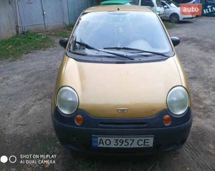 Желтый Дэу Матиз, объемом двигателя 0.8 л и пробегом 180 тыс. км за 1100 $, фото 1 на Automoto.ua