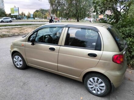 Желтый Дэу Матиз, объемом двигателя 0.8 л и пробегом 113 тыс. км за 2900 $, фото 1 на Automoto.ua