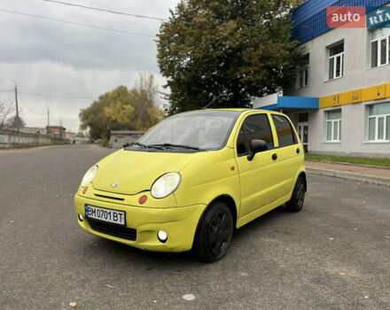 Желтый Дэу Матиз, объемом двигателя 0.8 л и пробегом 120 тыс. км за 2400 $, фото 1 на Automoto.ua