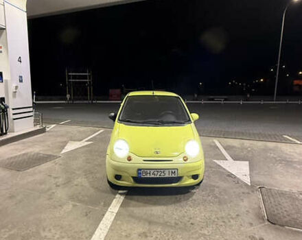 Желтый Дэу Матиз, объемом двигателя 0.8 л и пробегом 80 тыс. км за 2700 $, фото 1 на Automoto.ua