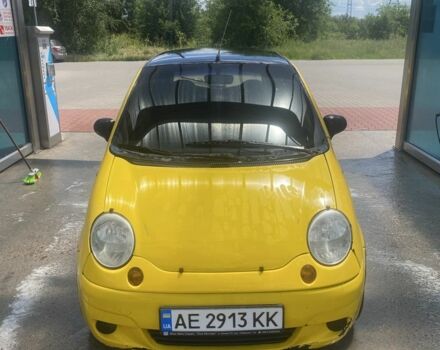 Желтый Дэу Матиз, объемом двигателя 0.8 л и пробегом 2 тыс. км за 1500 $, фото 1 на Automoto.ua