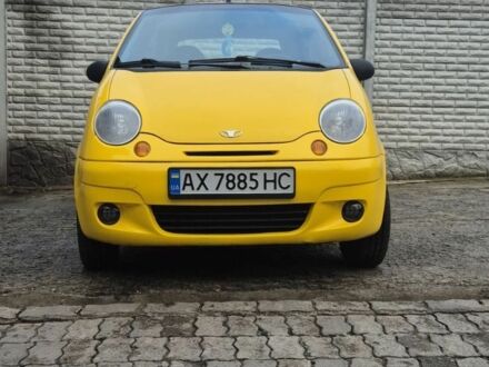 Желтый Дэу Матиз, объемом двигателя 0.8 л и пробегом 156 тыс. км за 2750 $, фото 1 на Automoto.ua