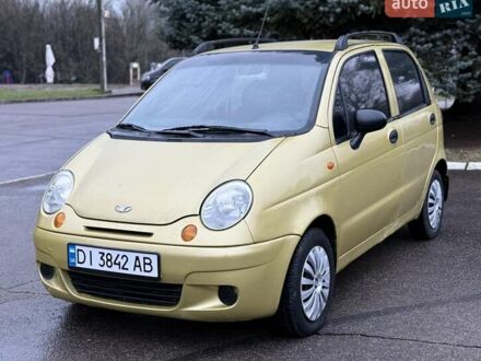 Желтый Дэу Матиз, объемом двигателя 0.8 л и пробегом 115 тыс. км за 1950 $, фото 1 на Automoto.ua