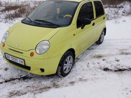 Желтый Дэу Матиз, объемом двигателя 0.8 л и пробегом 120 тыс. км за 2018 $, фото 1 на Automoto.ua