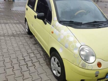 Желтый Дэу Матиз, объемом двигателя 0.8 л и пробегом 86 тыс. км за 2000 $, фото 1 на Automoto.ua
