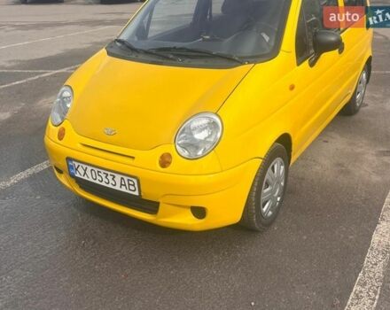 Желтый Дэу Матиз, объемом двигателя 0.8 л и пробегом 103 тыс. км за 2500 $, фото 1 на Automoto.ua