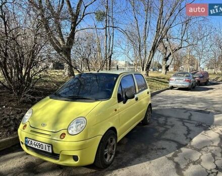 Желтый Дэу Матиз, объемом двигателя 0.8 л и пробегом 106 тыс. км за 3200 $, фото 1 на Automoto.ua