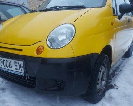 Желтый Дэу Матиз, объемом двигателя 0.8 л и пробегом 124 тыс. км за 2500 $, фото 1 на Automoto.ua