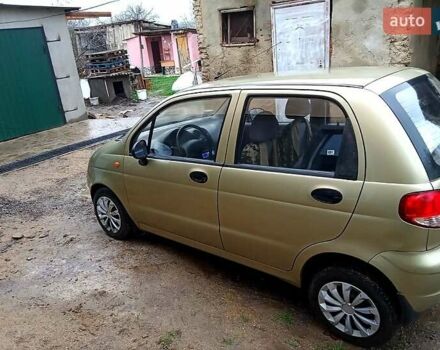 Желтый Дэу Матиз, объемом двигателя 0.8 л и пробегом 64 тыс. км за 3300 $, фото 1 на Automoto.ua