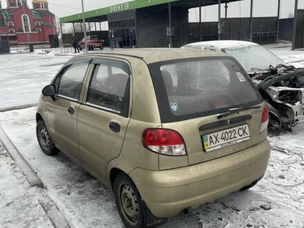 Желтый Дэу Матиз, объемом двигателя 0.8 л и пробегом 120 тыс. км за 750 $, фото 1 на Automoto.ua