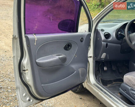 Деу Матіз 2008 у Чернівцях на Automoto.ua Сірий Деу Матіз, об'ємом двигуна 0 л та пробігом 104 тис. км за 1700 $, фото 13 на Automoto.ua
