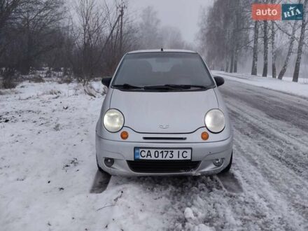Серый Дэу Матиз, объемом двигателя 1 л и пробегом 240 тыс. км за 1800 $, фото 1 на Automoto.ua