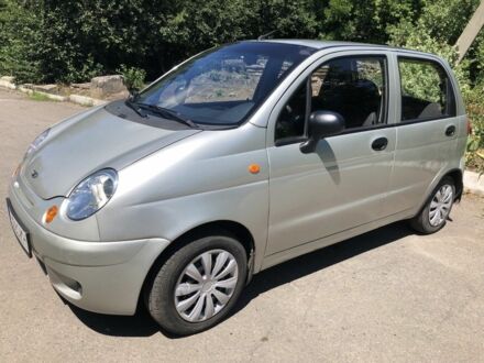 Дэу Матиз 2008 в Синельниковом на Automoto.ua Серый Дэу Матиз, объемом двигателя 0.8 л и пробегом 76 тыс. км за 2500 $, фото 1 на Automoto.ua