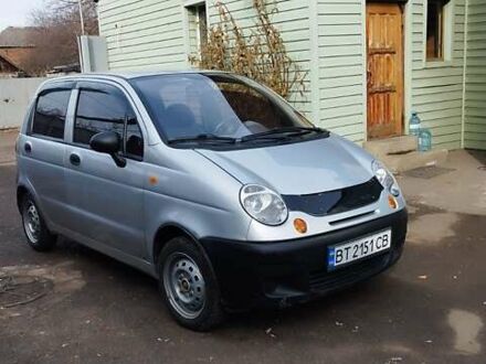 Деу Матіз 2011 у Харкові на Automoto.ua Сірий Деу Матіз, об'ємом двигуна 0.8 л та пробігом 74 тис. км за 2250 $, фото 1 на Automoto.ua