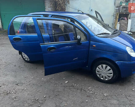 Синий Дэу Матиз, объемом двигателя 0.8 л и пробегом 122 тыс. км за 2350 $, фото 3 на Automoto.ua