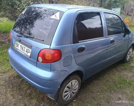 Синий Дэу Матиз, объемом двигателя 8 л и пробегом 82 тыс. км за 3200 $, фото 3 на Automoto.ua