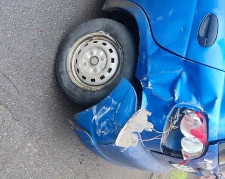 Синий Дэу Матиз, объемом двигателя 0.8 л и пробегом 107 тыс. км за 1350 $, фото 2 на Automoto.ua