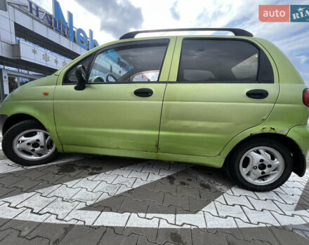 Зеленый Дэу Матиз, объемом двигателя 0.8 л и пробегом 290 тыс. км за 999 $, фото 3 на Automoto.ua