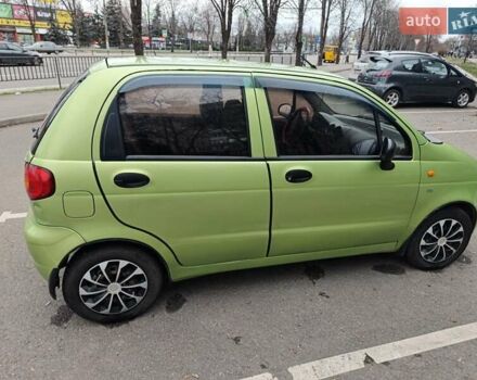 Зеленый Дэу Матиз, объемом двигателя 0.8 л и пробегом 100 тыс. км за 2850 $, фото 2 на Automoto.ua