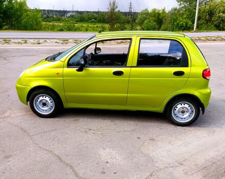 Деу Матіз 2012 у Харкові на Automoto.ua Зелений Деу Матіз, об'ємом двигуна 0.8 л та пробігом 0 тис. км за 2700 $, фото 5 на Automoto.ua