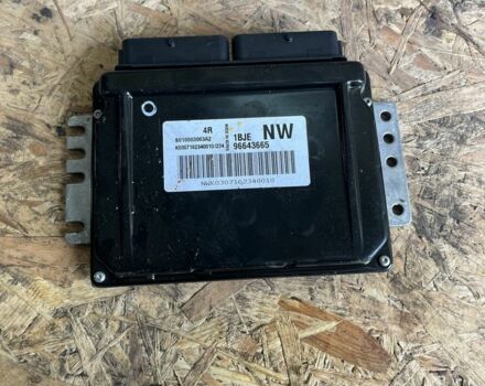 Деу Матіз 2006 у Березне на Automoto.ua Зелений Деу Матіз, об'ємом двигуна 0 л та пробігом 133 тис. км за 299 $, фото 18 на Automoto.ua