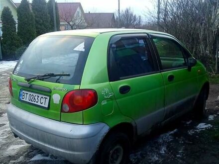 Зеленый Дэу Матиз, объемом двигателя 0.8 л и пробегом 242 тыс. км за 1900 $, фото 1 на Automoto.ua