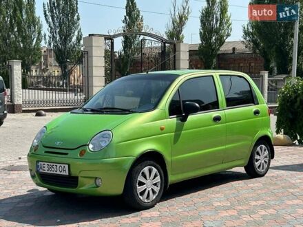 Дэу Матиз 2007 в Запорожье на Automoto.ua Зеленый Дэу Матиз, объемом двигателя 0.8 л и пробегом 100 тыс. км за 2100 $, фото 1 на Automoto.ua